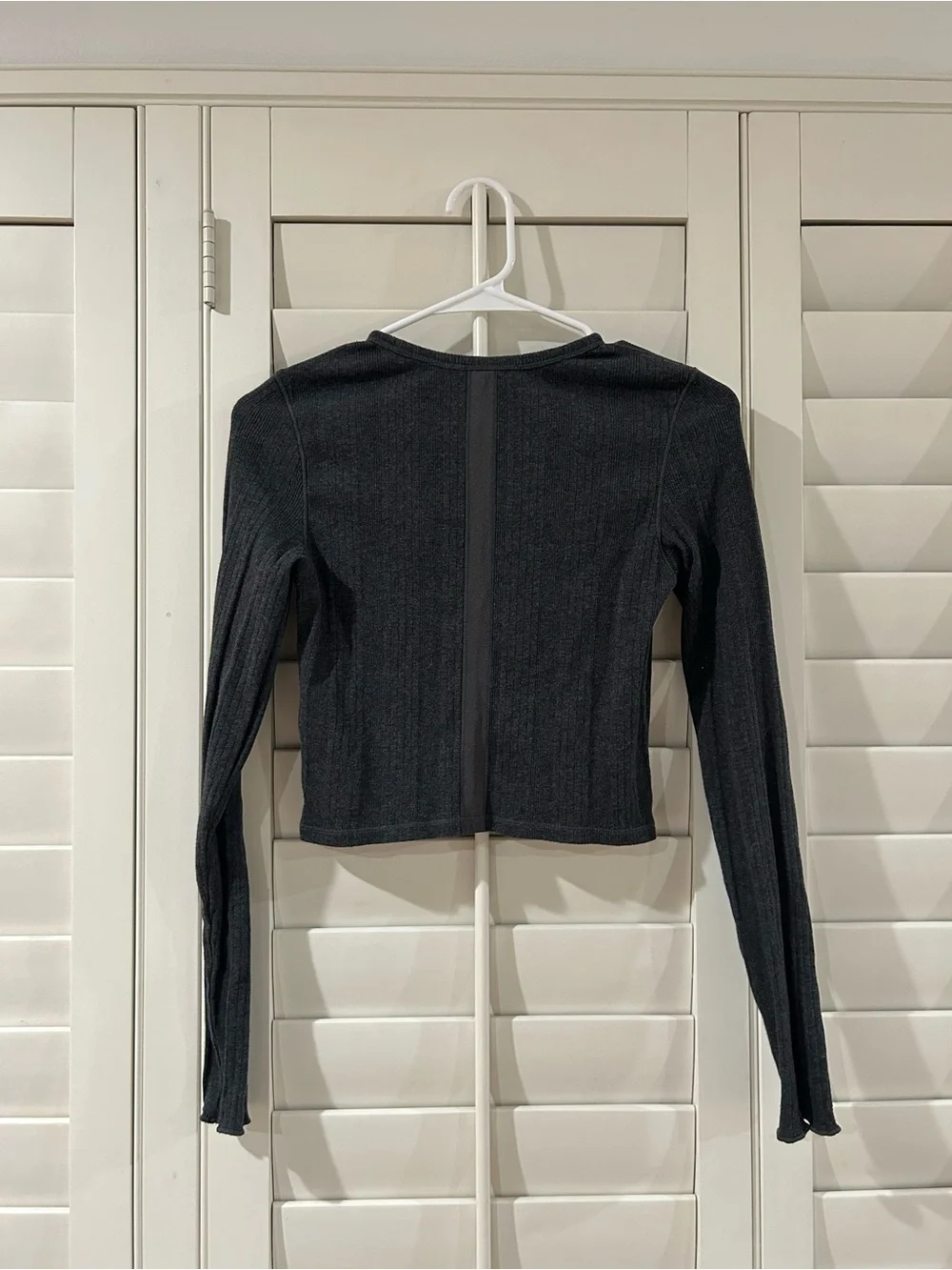 Everlane Lounge Rib Cropped Shirt - Gray